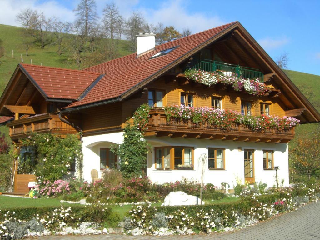 Haus Loidl Hotel Sankt Gallen Exterior photo